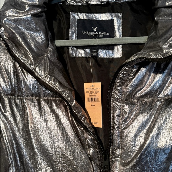 NWT American Eagle Outfitters Puffer Jacket - Picture 3 of 6